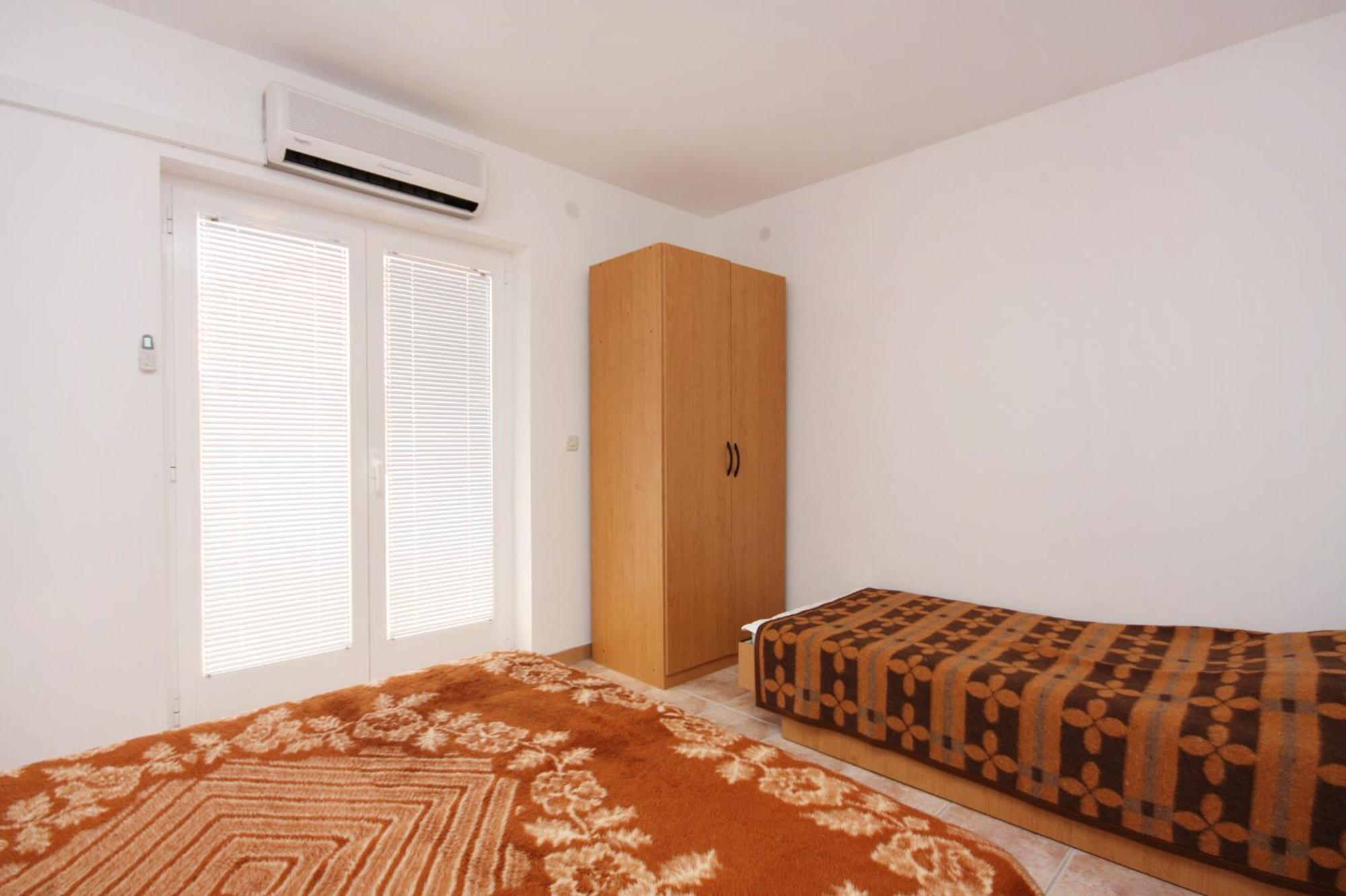 Apartments With A Parking Space Jezera, Murter - 5107 Room photo